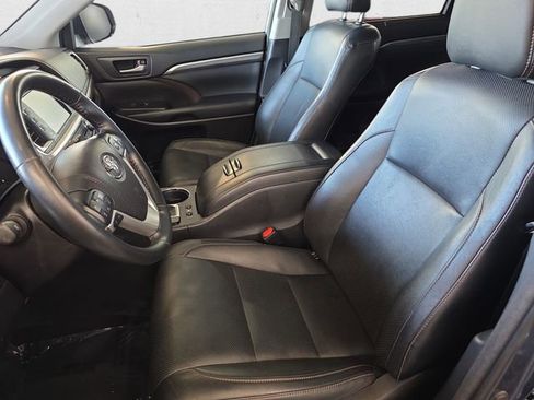 Used 2018 Toyota Highlander Limited Platinum w/ Protection Package #3 AWD/4WD image 16