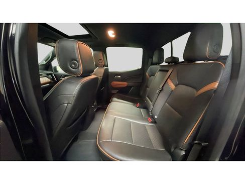 Used 2023 GMC Canyon AT4 w/ AT4 Premium Package image 15