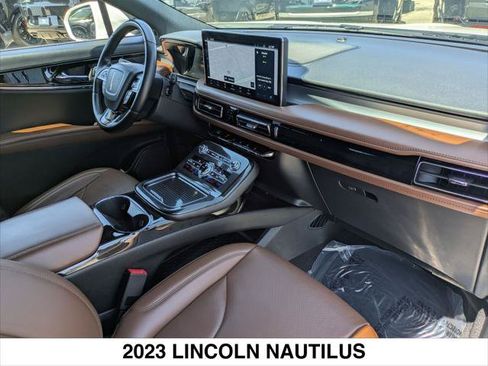 Certified 2023 Lincoln Nautilus Reserve FWD image 29