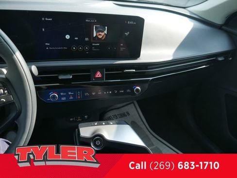 New 2025 Kia EV6 Light w/ Light LR Technology Package AWD/4WD image 47