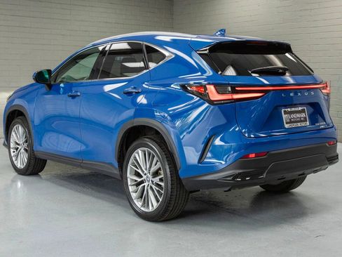 Used 2024 Lexus NX 300h AWD w/ Luxury Package image 39