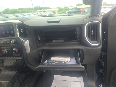 Used 2020 Chevrolet Silverado 1500 RST w/ All-Star Edition AWD/4WD image 32