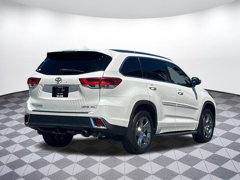 Used 2019 Toyota Highlander Limited Platinum AWD/4WD image 8