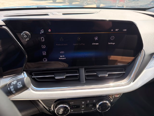 New 2026 Chevrolet Trax LT w/ Midnight Edition FWD image 26