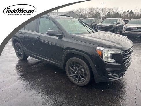 Used 2024 GMC Terrain SLT w/ Tech Package image 1