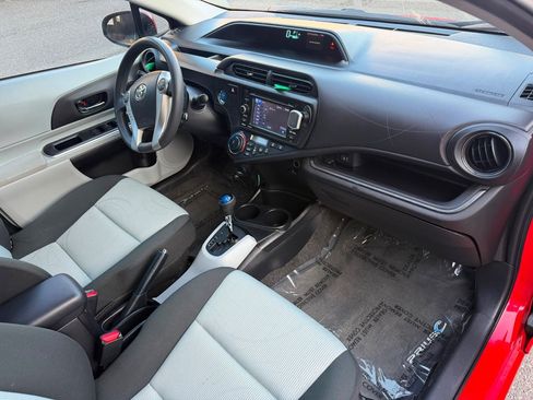 Used 2014 Toyota Prius C Three FWD image 12