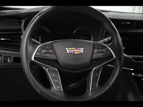 Used 2024 Cadillac XT5 Premium Luxury AWD/4WD image 7