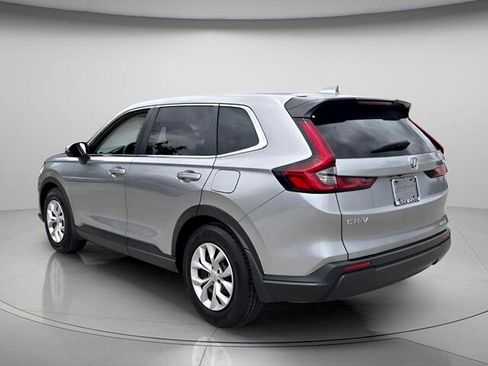 Used 2025 Honda CR-V LX image 8