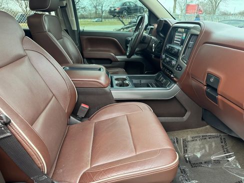 Used 2015 Chevrolet Silverado 1500 High Country image 17