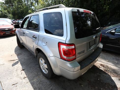 Used 2011 Ford Escape XLT FWD image 9