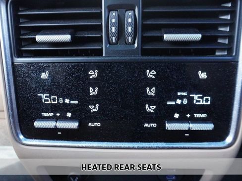 Used 2020 Porsche Cayenne Turbo AWD/4WD image 10