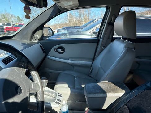 Used 2005 Chevrolet Equinox LT w/ Preferred Equipment Group image 11