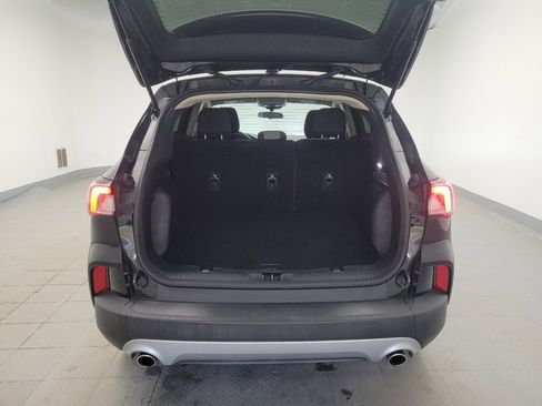 Used 2020 Ford Escape SE image 29