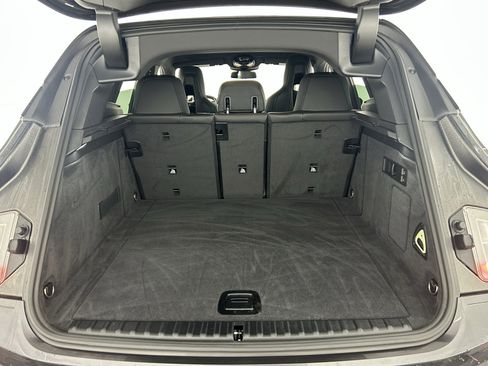 Used 2023 BMW iX xDrive50 w/ Premium Package image 33