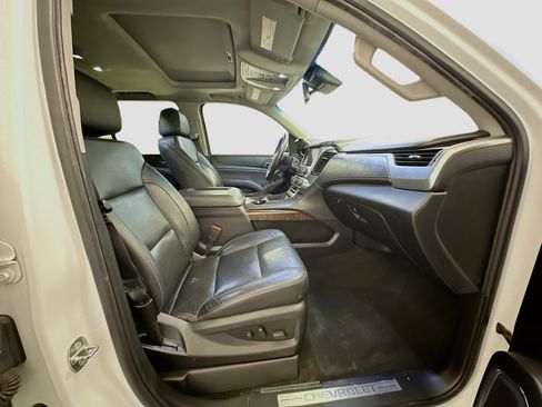 Used 2018 Chevrolet Tahoe LT image 34