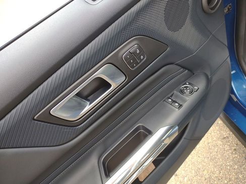 Used 2024 Ford Mustang GT Premium RWD image 11