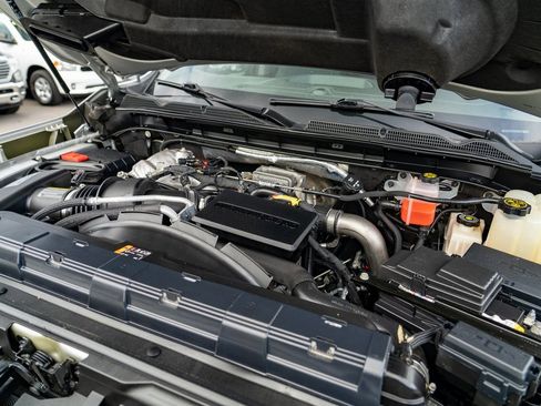 Used 2021 GMC Sierra 3500 SLE w/ X31 Off-Road Package image 28