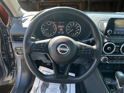 Used 2024 Nissan Sentra S FWD image 20