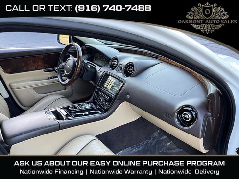 Used 2015 Jaguar XJ L Portfolio RWD image 12
