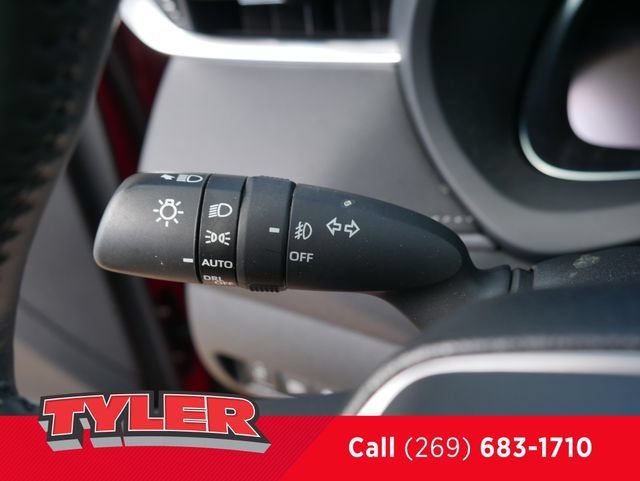 Used 2023 Toyota Venza Limited AWD/4WD image 23
