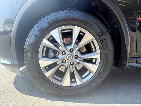 Used 2017 Nissan Murano S w/ Navigation Package AWD/4WD image 24