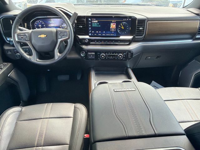 Used 2024 Chevrolet Silverado 2500 High Country w/ High Country Premium Package AWD/4WD image 22