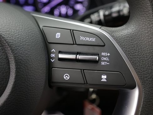 Used 2023 Hyundai Sonata SE FWD image 18
