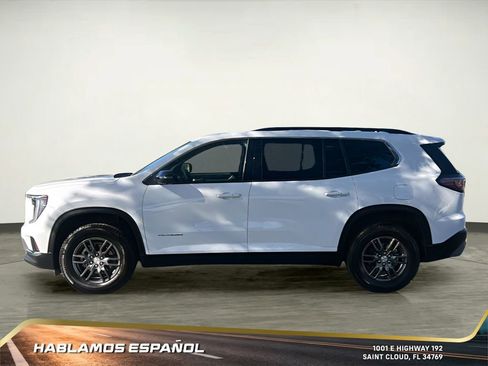Certified 2025 GMC Acadia Elevation image 3