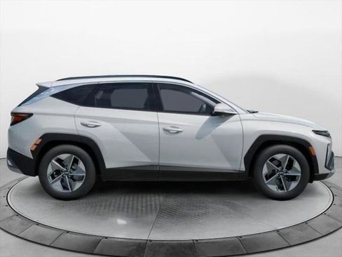 New 2026 Hyundai Tucson SEL image 7