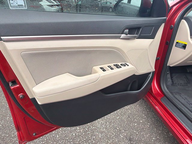 Used 2019 Hyundai Elantra SEL FWD image 16