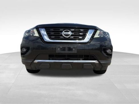 Used 2019 Nissan Pathfinder SL AWD/4WD image 4