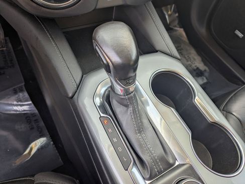 Used 2019 Chevrolet Blazer LT w/ Sun and Wheels Package image 18