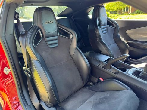 Used 2014 Chevrolet Camaro SS w/ SS Performance Package RWD image 20