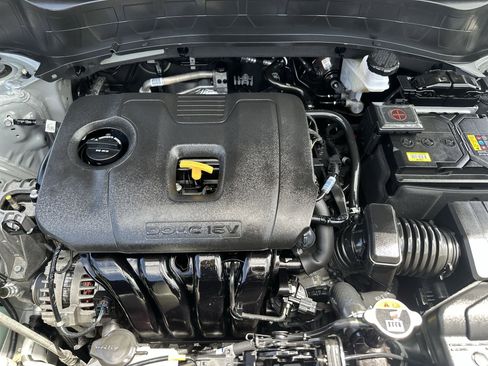 Certified 2024 Kia Seltos LX AWD/4WD image 17
