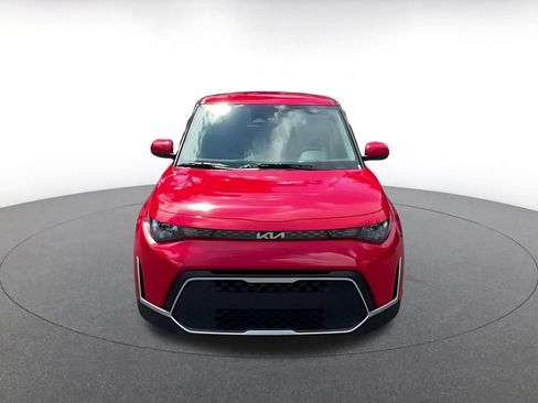Used 2025 Kia Soul LX w/ LX Technology Package FWD image 4