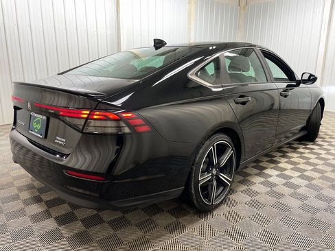 Used 2023 Honda Accord Sport image 16
