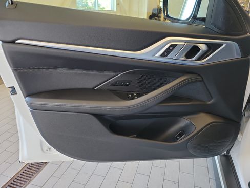 Used 2023 BMW i4 eDrive40 w/ Premium Package RWD image 15