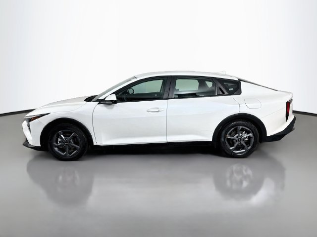 Used 2026 Kia K4 FWD image 6