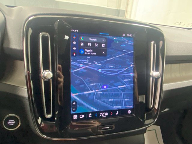 Used 2023 Volvo XC40 B5 Plus w/ Climate Package AWD/4WD image 19