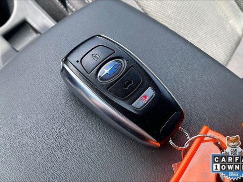 Certified 2024 Subaru Crosstrek 2.0i Premium image 16