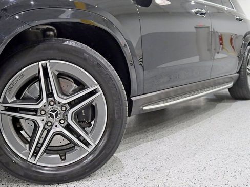 Used 2020 Mercedes-Benz GLE 580 4MATIC image 3