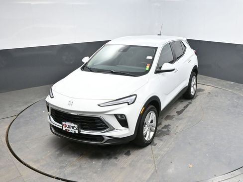 Used 2025 Buick Encore GX Preferred image 22