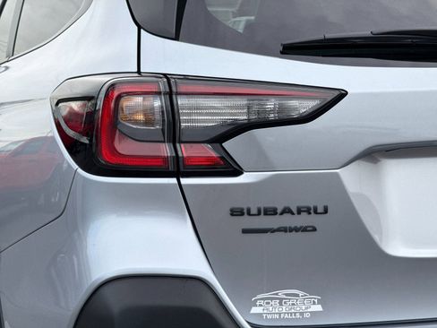 Used 2025 Subaru Outback Onyx Edition image 33