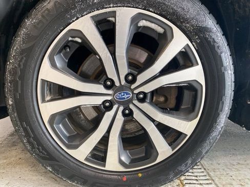 Certified 2024 Subaru Forester Limited image 5