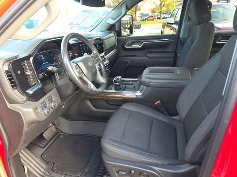 Used 2022 Chevrolet Silverado 1500 RST image 10