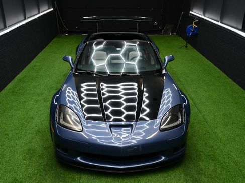 Used 2011 Chevrolet Corvette Grand Sport w/ Preferred Equipment Group RWD image 12