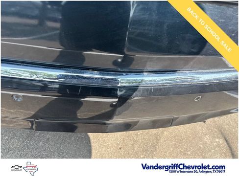 Used 2020 Buick Enclave Essence w/ Sound and Sites Package FWD image 9