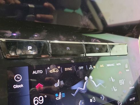 Used 2023 Maserati Grecale GT image 31