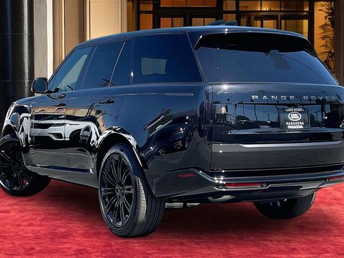 New 2026 Land Rover Range Rover SE AWD/4WD image 4