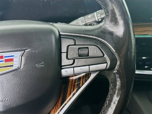 Used 2021 Cadillac Escalade ESV Premium Luxury w/ LPO, Illumination Package image 26